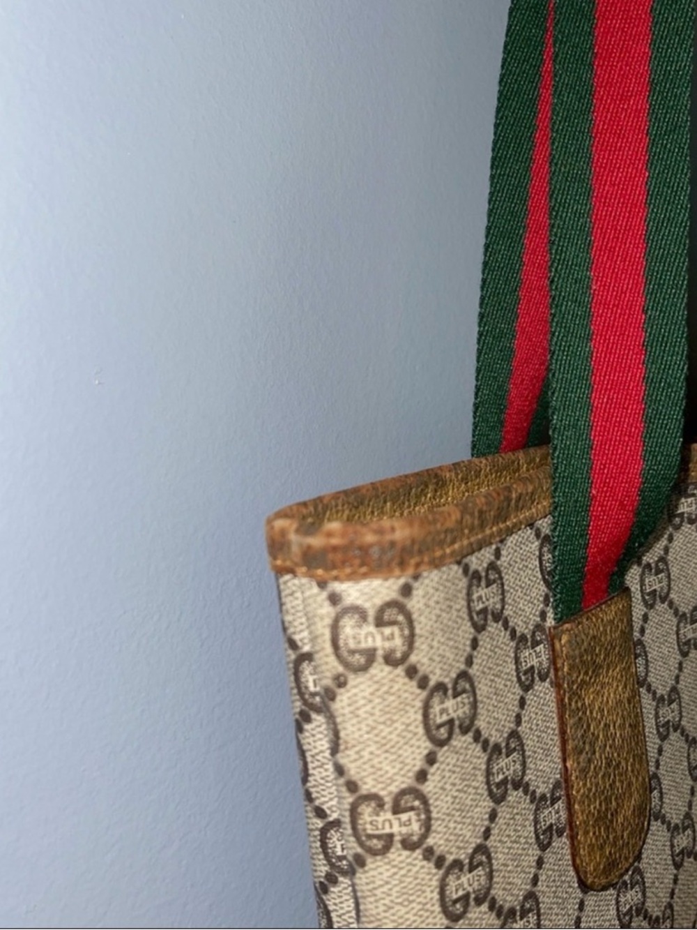 Gucci Beige Brown GG Canvas Tote with Green-Red Straps - Picture 5 of 10